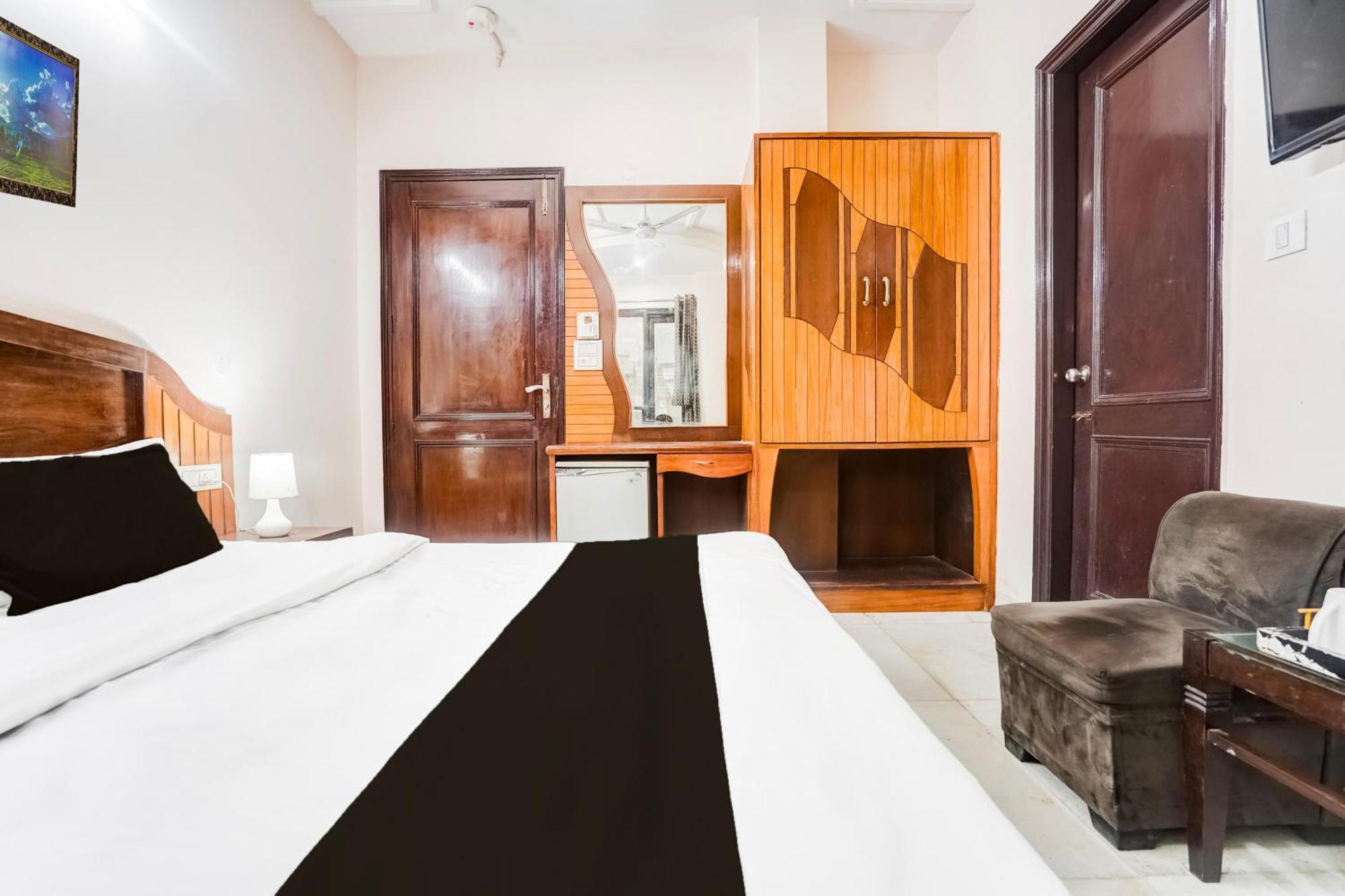 Fabhotel De Gold New Delhi Eksteriør billede